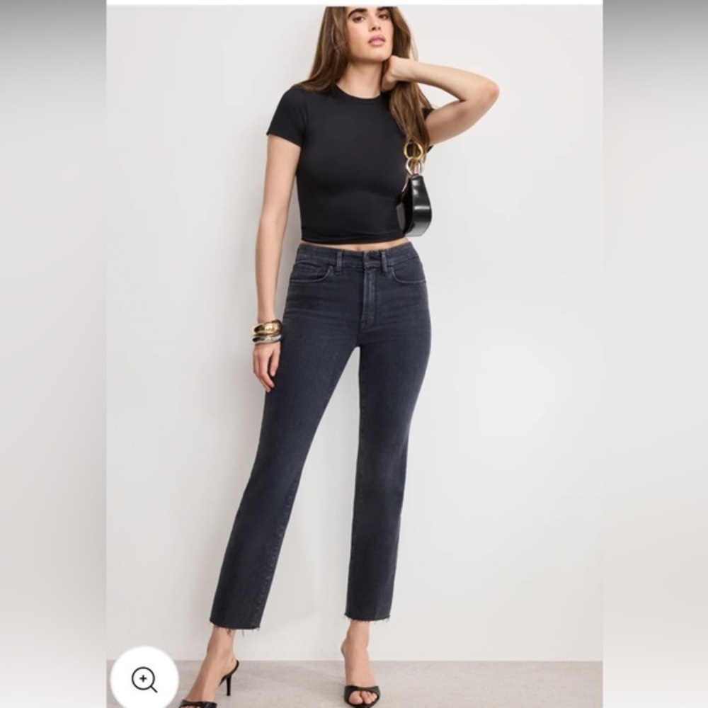 Good American Jeans Stone Washed Black Straight Leg